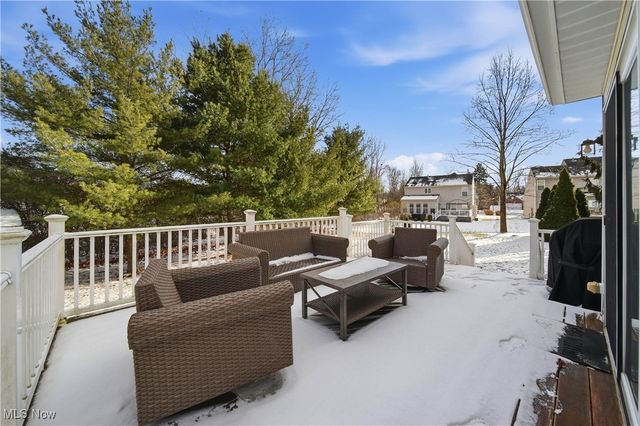 1906 Northgate Circle, Akron, OH 44320