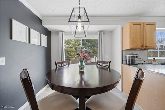 1906 Northgate Circle, Akron, OH 44320