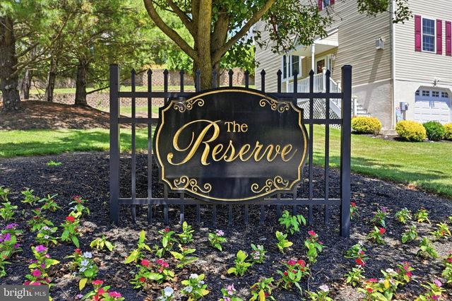 16 LINDA LN, Aston, PA 19014
