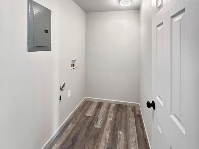 1212 9th Street, Shallowater, TX 79363