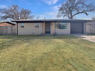 1212 9th Street, Shallowater, TX 79363