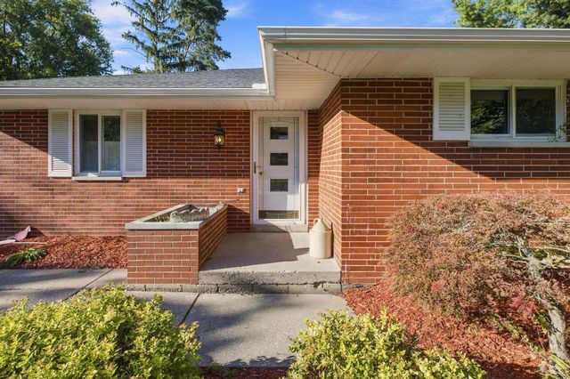 4560 Jameson Street, Saginaw, MI 48638