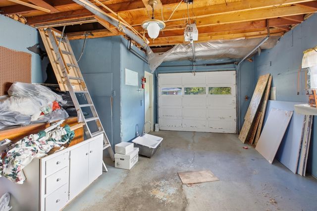 4560 Jameson Street, Saginaw, MI 48638