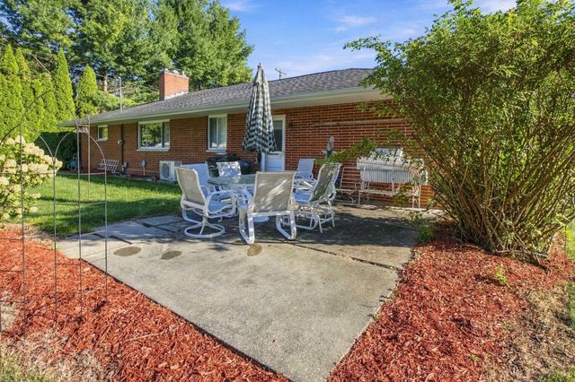 4560 Jameson Street, Saginaw, MI 48638