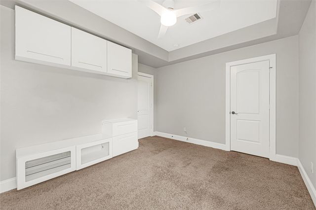 2110 Winbern Street, Houston, TX 77004