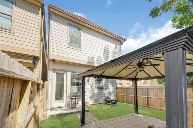 2110 Winbern Street, Houston, TX 77004