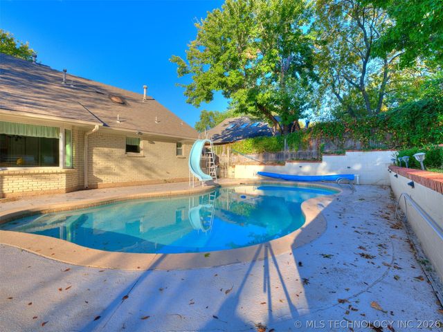 2620 E 73rd Street, Tulsa, OK 74136