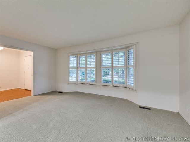 2620 E 73rd Street, Tulsa, OK 74136