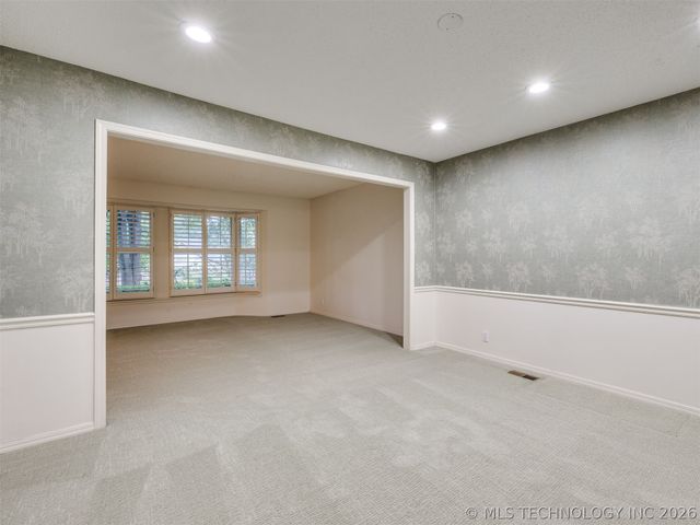 2620 E 73rd Street, Tulsa, OK 74136