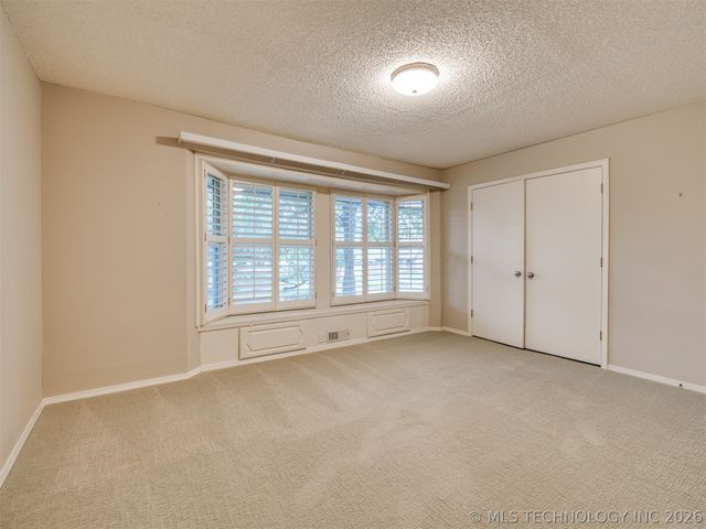 2620 E 73rd Street, Tulsa, OK 74136