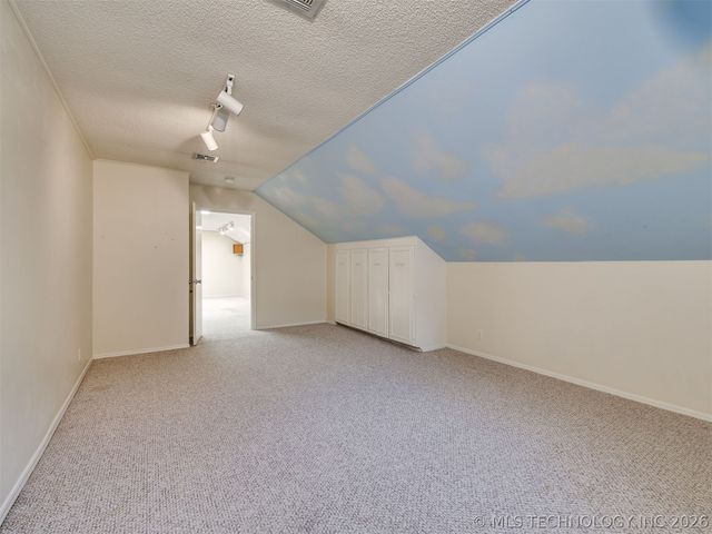 2620 E 73rd Street, Tulsa, OK 74136