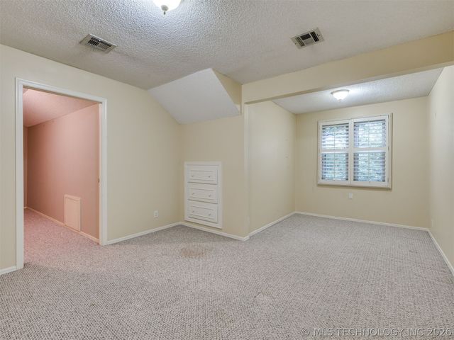 2620 E 73rd Street, Tulsa, OK 74136