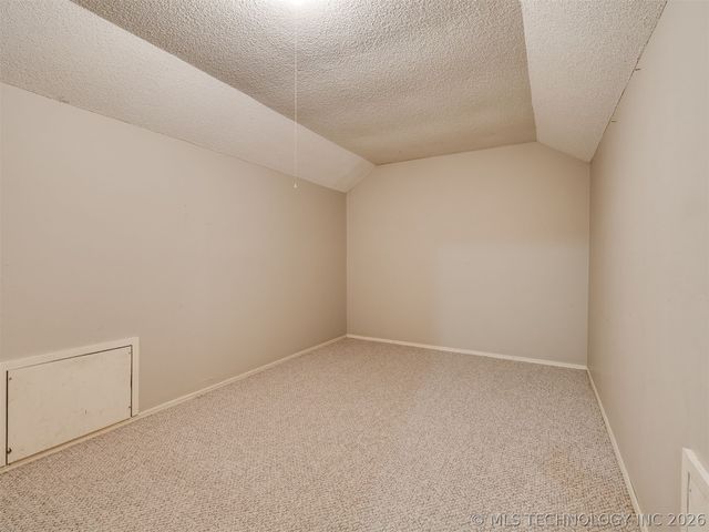 2620 E 73rd Street, Tulsa, OK 74136