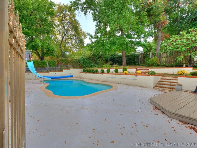 2620 E 73rd Street, Tulsa, OK 74136