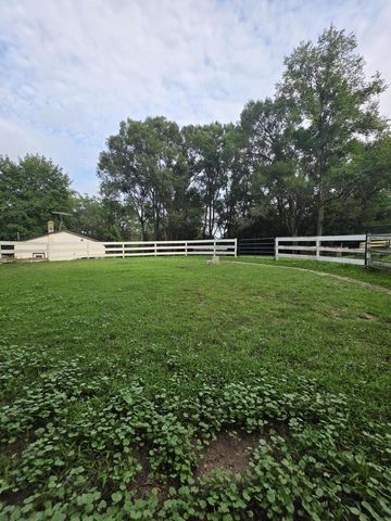 7973 Sandy Ridge ROAD, Kewaskum, WI 53040