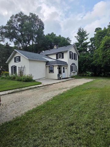 7973 Sandy Ridge ROAD, Kewaskum, WI 53040