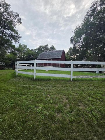 7973 Sandy Ridge ROAD, Kewaskum, WI 53040