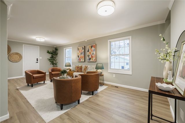 105 Madison Street, East Rochester, NY 14445