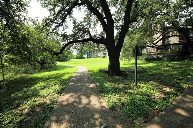 12166 Metric BLVD 147, Austin, TX 78758
