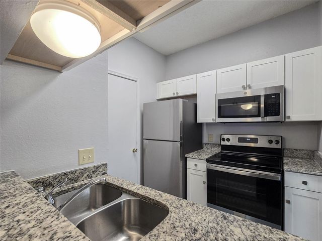12166 Metric BLVD 147, Austin, TX 78758