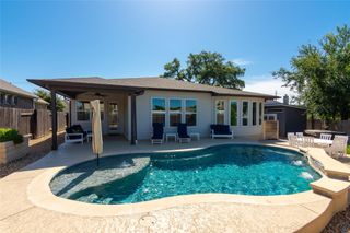 121 Split Oak DR, Cedar Park, TX 78613