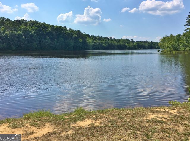 255 Inverness Shores Drive, Fayetteville, GA 30215