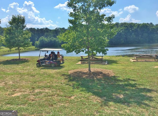 255 Inverness Shores Drive, Fayetteville, GA 30215