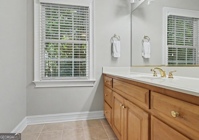 255 Inverness Shores Drive, Fayetteville, GA 30215