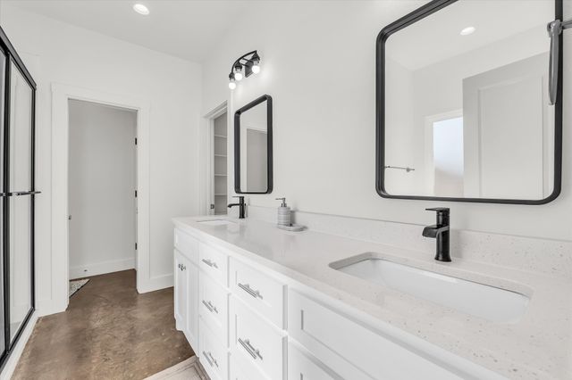 110 Indian Trails Road, Riesel, TX 76682