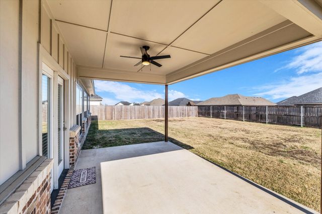 110 Indian Trails Road, Riesel, TX 76682