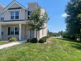 2609 Salem Creek Dr, Murfreesboro, TN 37128