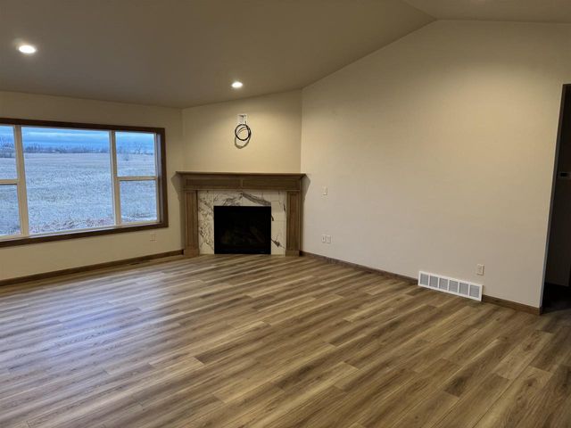 3716 EDWINA DRIVE, De Pere, WI 54115