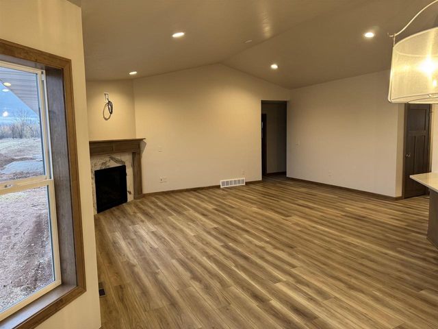 3716 EDWINA DRIVE, De Pere, WI 54115