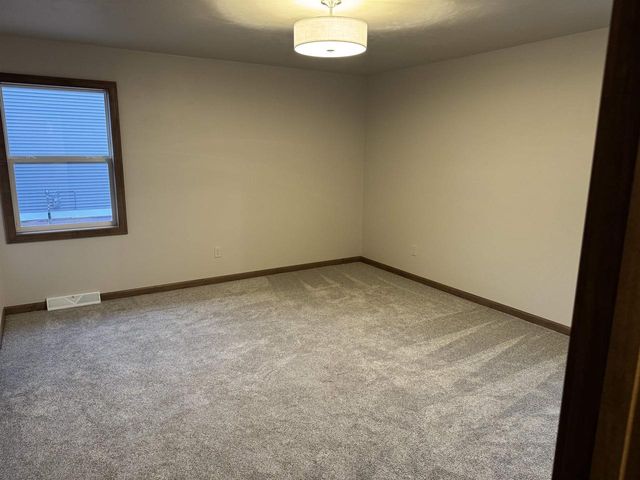 3716 EDWINA DRIVE, De Pere, WI 54115