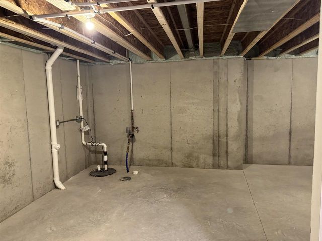 3716 EDWINA DRIVE, De Pere, WI 54115