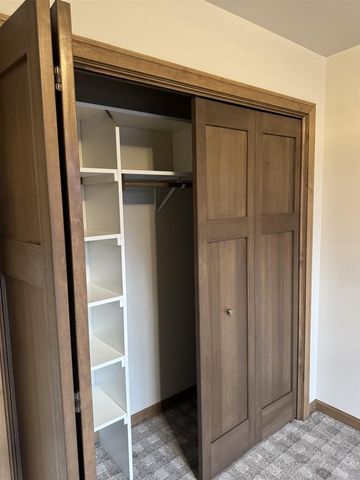 3716 EDWINA DRIVE, De Pere, WI 54115