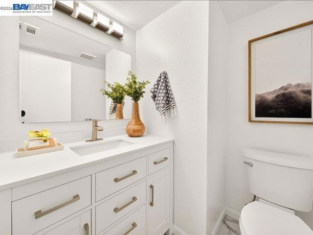 11776 Shadow Dr, Dublin, CA 94568