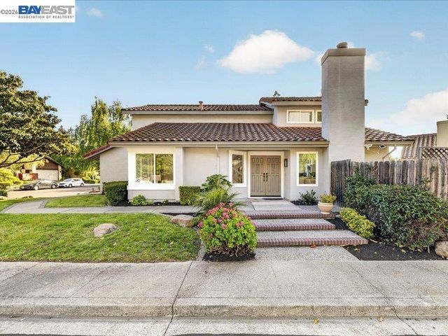 11776 Shadow Dr, Dublin, CA 94568