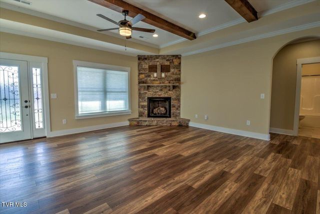 2049 Presley Crossing, Jonesborough, TN 37659