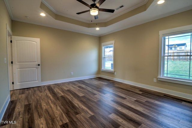 2049 Presley Crossing, Jonesborough, TN 37659