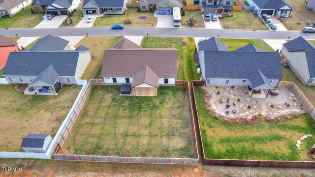 2049 Presley Crossing, Jonesborough, TN 37659