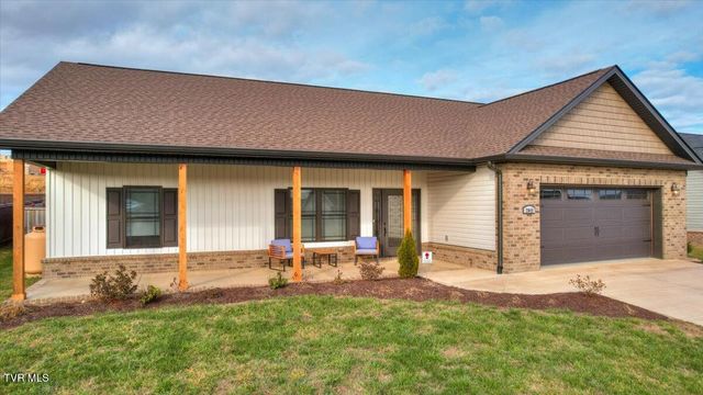 2049 Presley Crossing, Jonesborough, TN 37659