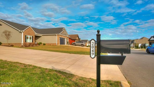 2049 Presley Crossing, Jonesborough, TN 37659