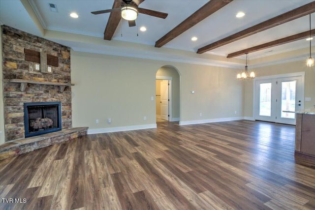 2049 Presley Crossing, Jonesborough, TN 37659