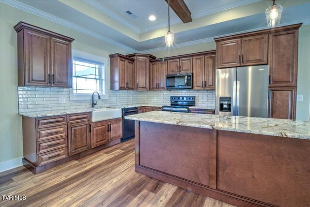 2049 Presley Crossing, Jonesborough, TN 37659