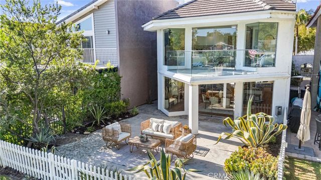 21886 Winnebago, Lake Forest, CA 92630