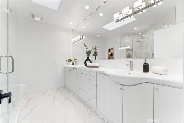 21886 Winnebago, Lake Forest, CA 92630