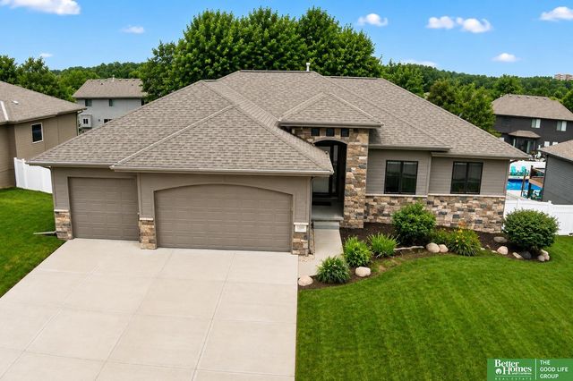 12068 S 79th Street, Papillion, NE 68046