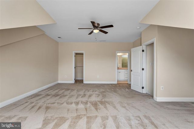5053 DONOVAN DR, Alexandria, VA 22304