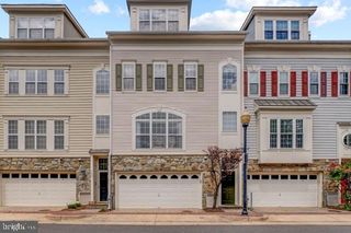 5053 DONOVAN DR, Alexandria, VA 22304